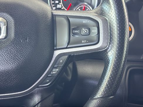 Used 2024 RAM 3500 Tradesman w/ Chrome Appearance Group AWD/4WD image 31