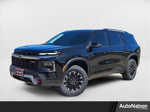 New 2026 Chevrolet Traverse Z71 w/ Enhanced Driving Package image 1