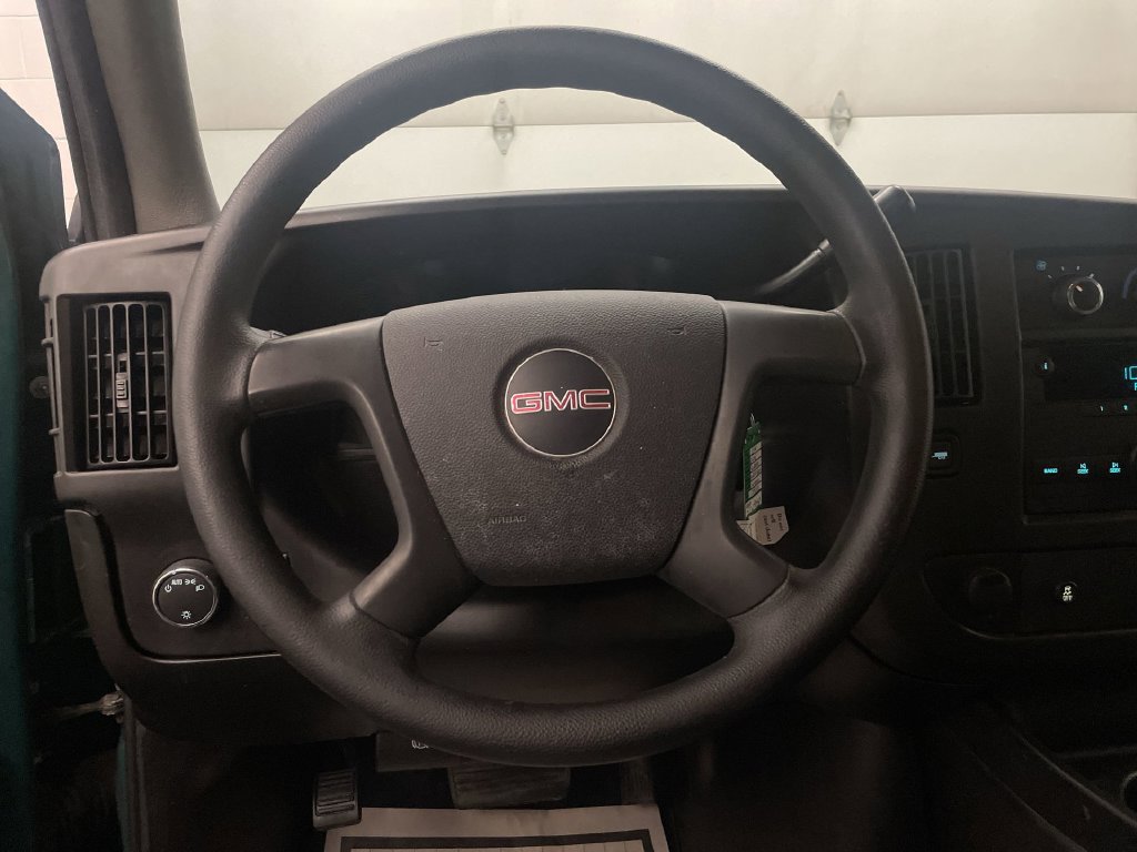 Used 2014 GMC Savana 1500 RWD image 5