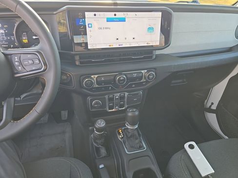 Used 2024 Jeep Wrangler Sport S 4xe w/ LED Headlamp & Fog Lamp Group image 19