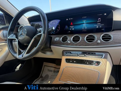 Used 2021 Mercedes-Benz E 350 4MATIC Sedan image 32