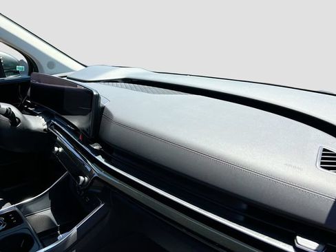 New 2026 Kia Carnival SX Prestige FWD image 32