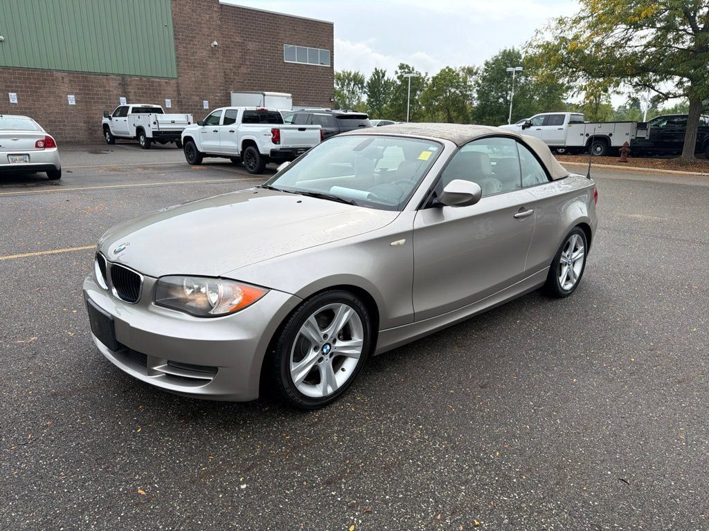 Used 2011 BMW 128i Convertible RWD image 5