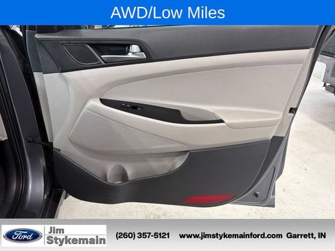 Used 2016 Hyundai Tucson Sport FWD image 35