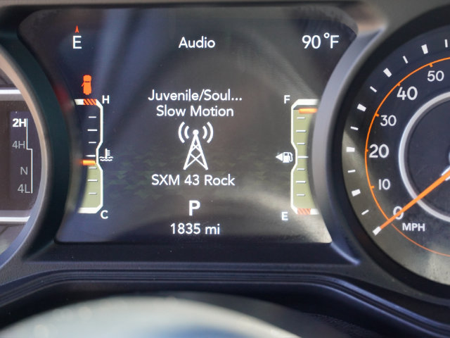 Used 2025 Jeep Wrangler Unlimited Rubicon w/ Safety Group AWD/4WD image 56