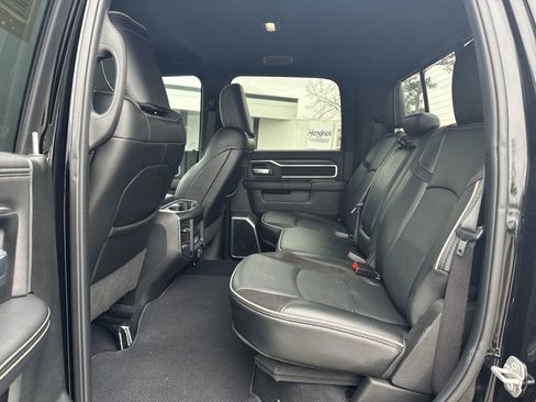 Used 2024 RAM 2500 Laramie w/ Night Edition image 30