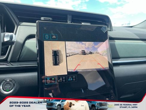 New 2026 GMC Terrain AT4 w/ Convenience Package III image 32