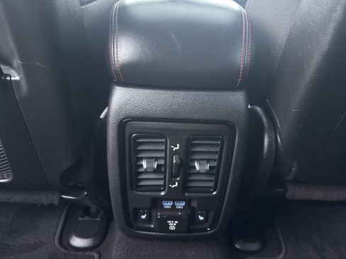 Used 2023 Dodge Durango GT AWD/4WD image 33