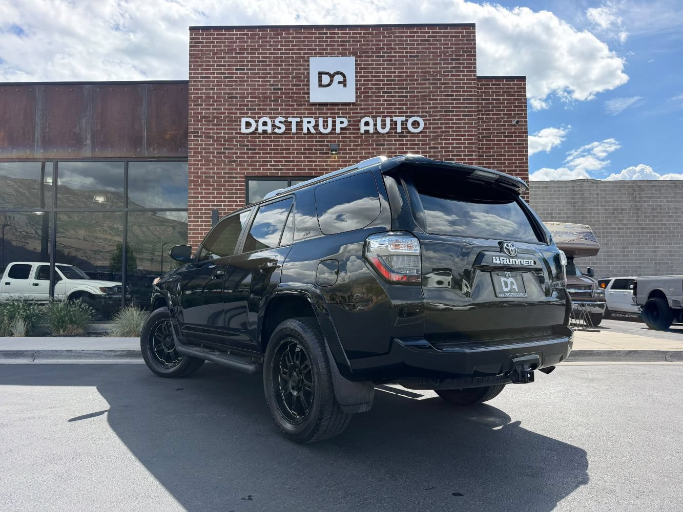 Used 2016 Toyota 4Runner SR5 Premium AWD/4WD image 7