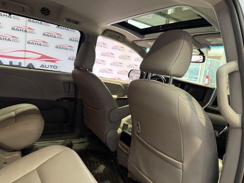 Used 2017 Toyota Sienna XLE w/ XLE Navigation Package AWD/4WD image 46