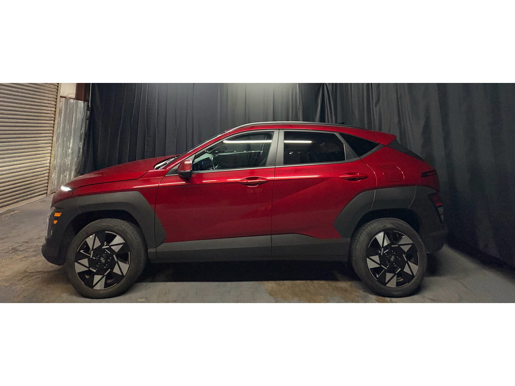 Used 2025 Hyundai Kona SEL AWD/4WD image 8