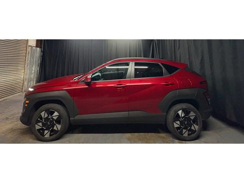 Used 2025 Hyundai Kona SEL AWD/4WD image 8
