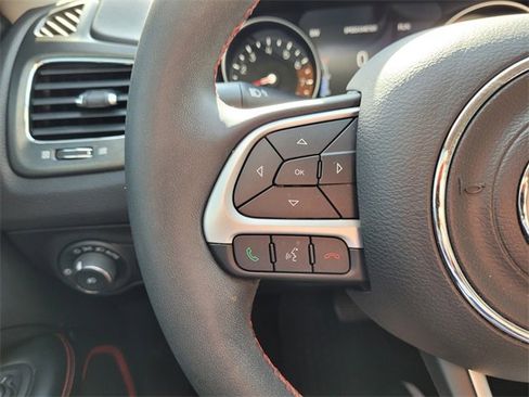 Used 2021 Jeep Compass Trailhawk image 32