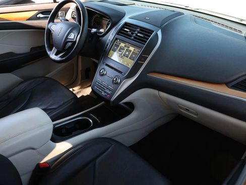 Used 2016 Lincoln MKC Reserve image 20