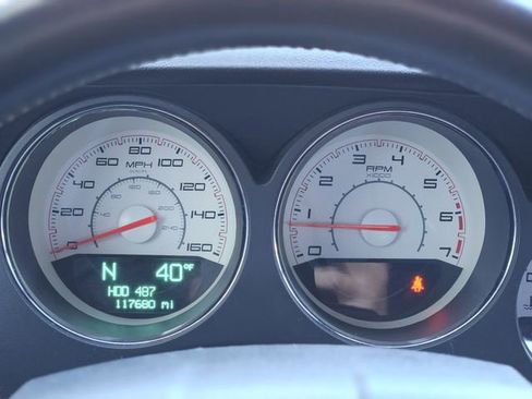 Used 2013 Dodge Challenger R/T image 19