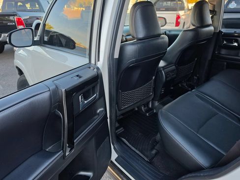 Used 2019 Toyota 4Runner Limited AWD/4WD image 17