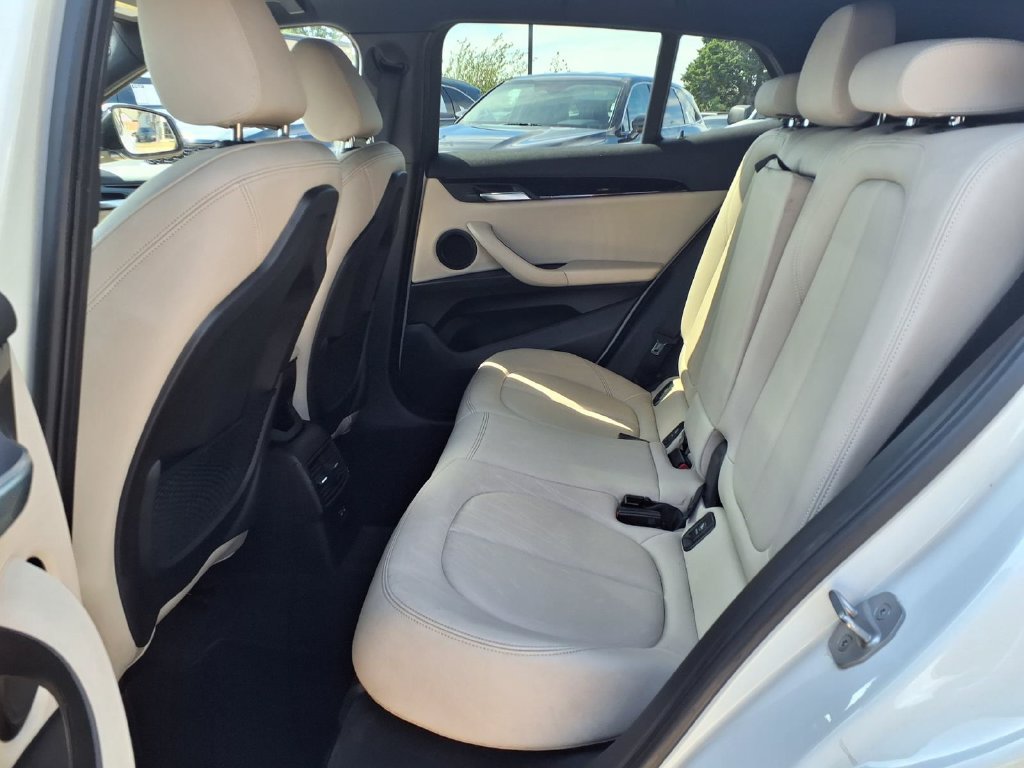 Used 2020 BMW X2 sDrive28i w/ Convenience Package FWD image 11