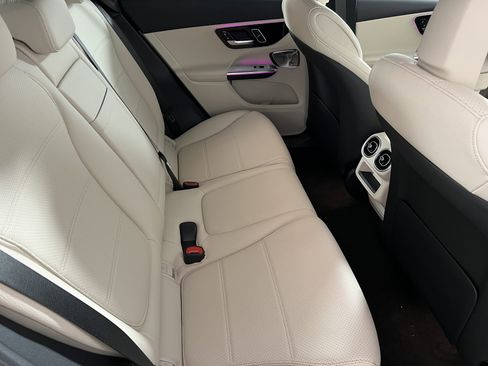 New 2025 Mercedes-Benz GLC 350e 4MATIC image 24