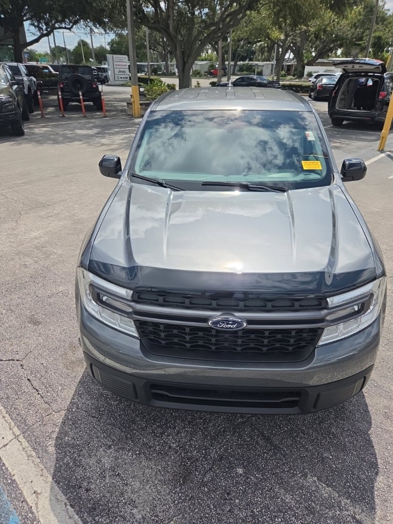 Used 2024 Ford Maverick XLT w/ XLT Luxury Package FWD image 2