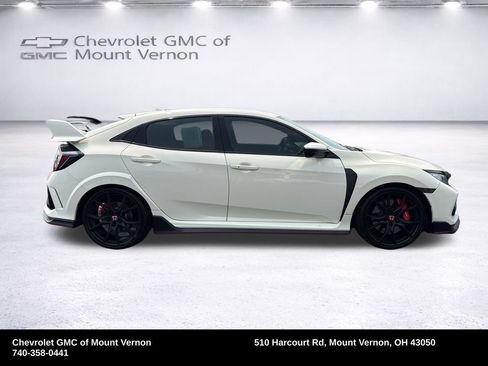 Used 2018 Honda Civic Type R image 7