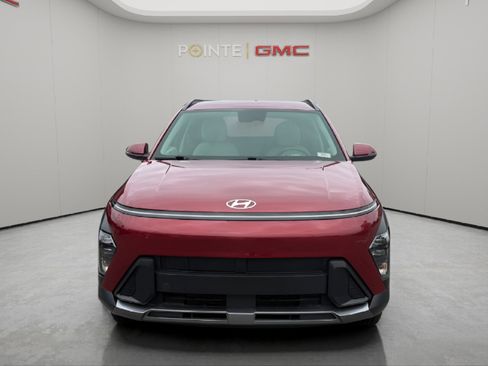 Used 2024 Hyundai Kona SEL AWD/4WD image 8