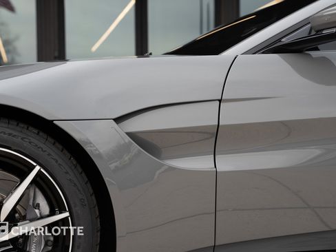 Used 2020 Aston Martin V8 Vantage Coupe image 9