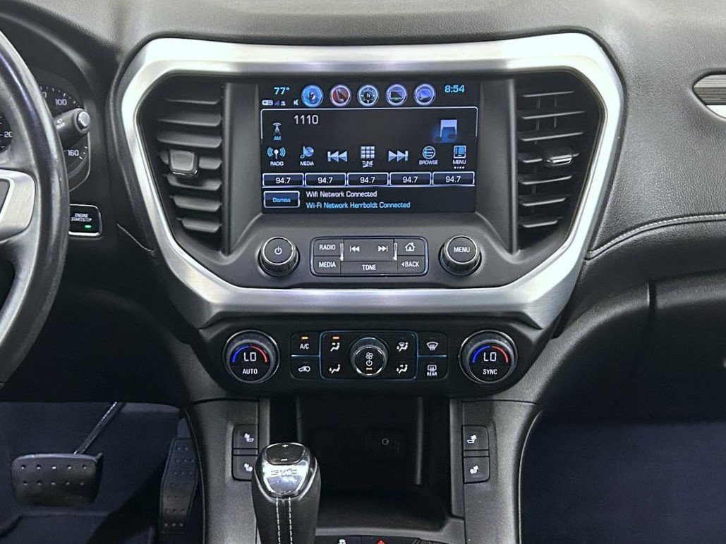 Used 2018 GMC Acadia SLT AWD/4WD image 12