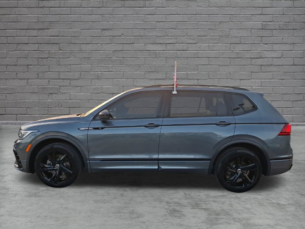 Certified 2024 Volkswagen Tiguan SE R-Line FWD image 5