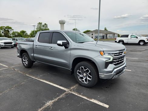 Used 2026 Chevrolet Silverado 1500 LTZ AWD/4WD image 9