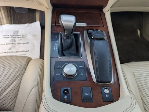 Used 2015 Lexus LS 460 image 27