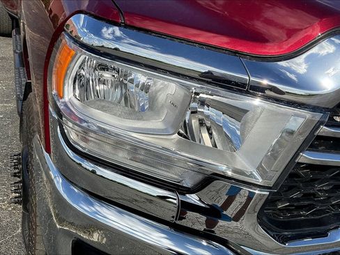 Used 2024 RAM 3500 Tradesman w/ Chrome Appearance Group AWD/4WD image 23