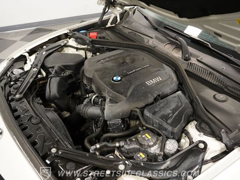 Used 2017 BMW 230i Convertible image 32