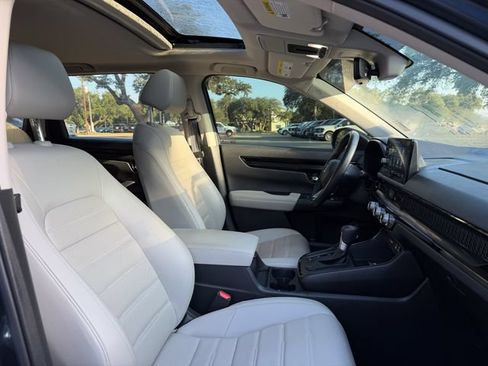 Used 2025 Honda CR-V EX-L image 15