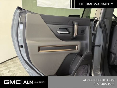 New 2025 GMC Hummer EV 3X w/ Extreme Off-Road Package image 28
