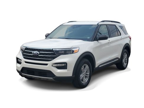 Used 2024 Ford Explorer XLT w/ Equipment Group 202A AWD/4WD image 3