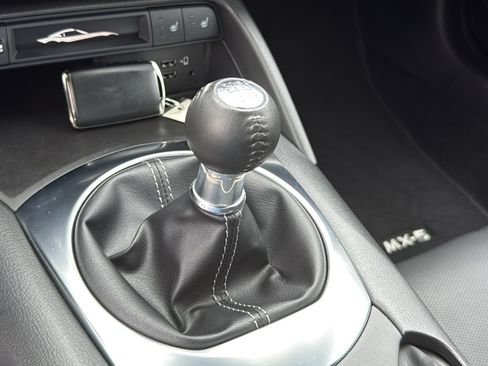 Certified 2023 MAZDA MX-5 Miata Grand Touring RWD image 16
