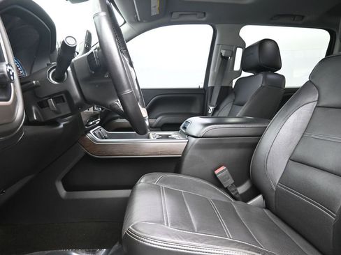 Used 2017 GMC Sierra 2500 Denali w/ Duramax Plus Package image 16