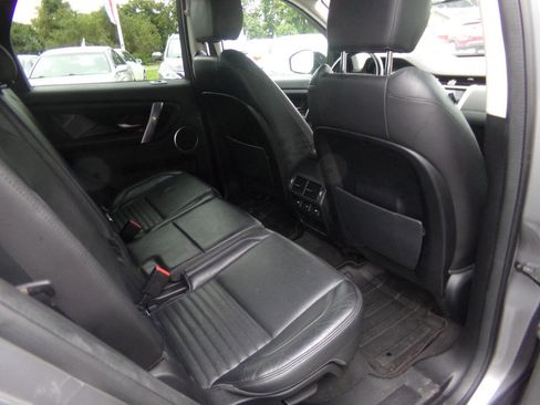 Used 2020 Land Rover Discovery Sport S image 34