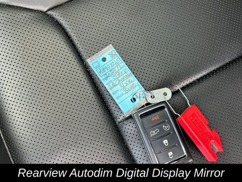 Used 2024 Jeep Grand Cherokee Limited 4xe w/ Luxury Tech Group II image 31