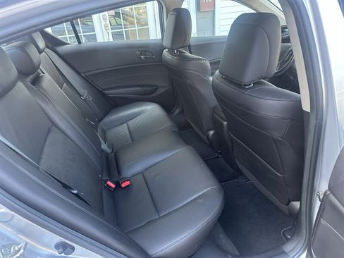 Used 2013 Acura ILX w/ Premium Package FWD image 13