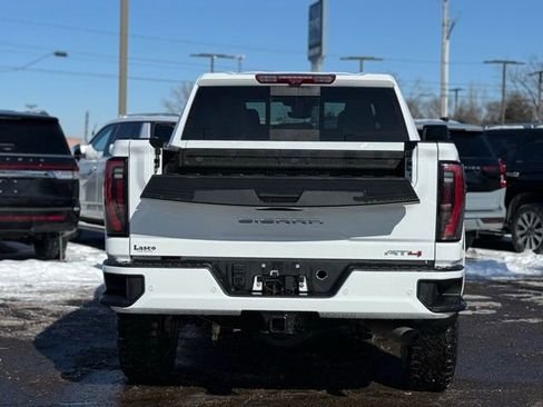 Used 2024 GMC Sierra 2500 AT4 w/ AT4 Premium Plus Package image 38