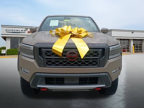 Used 2024 Nissan Frontier PRO-4X w/ Off-Road Protection Package image 8