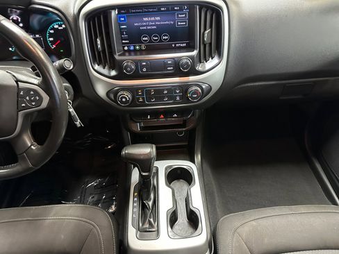 Used 2021 Chevrolet Colorado LT w/ LT Convenience Package RWD image 22