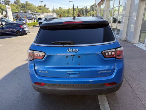 Used 2022 Jeep Compass Limited AWD/4WD image 4
