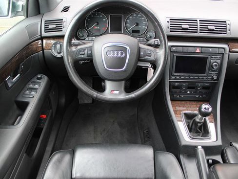 Used 2006 Audi S4 Avant image 2