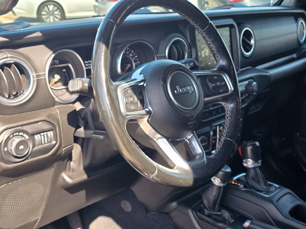 Used 2020 Jeep Wrangler Unlimited Sahara AWD/4WD image 13