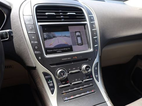 Used 2019 Lincoln Nautilus Reserve w/ Drivers Assistance Package AWD/4WD image 15