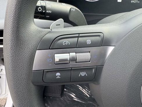 Certified 2025 Hyundai Sonata SEL image 19