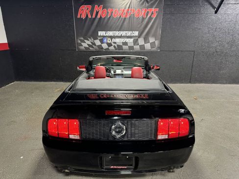 Used 2006 Ford Mustang GT image 5