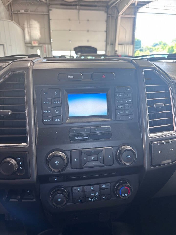 Used 2017 Ford F250 XLT w/ XLT Value Package AWD/4WD image 5